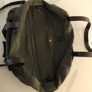 Filson Small Twill Duffle Bag